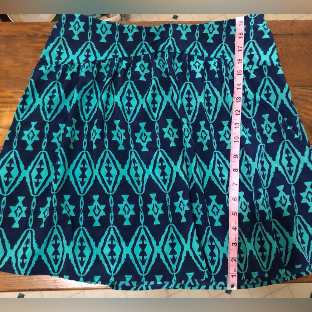 High-Waisted Skirt with Tribal Print